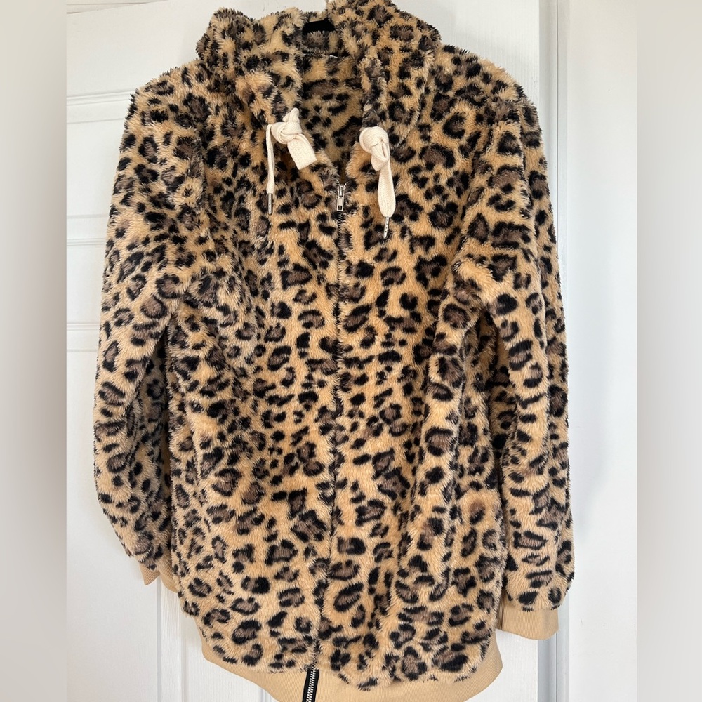 Leopard Sherpa